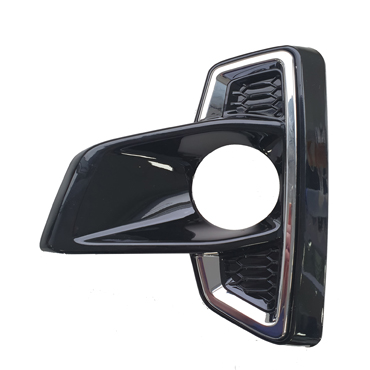 09-028-032.jpg Moldura de paragolpe para Toyota Hilux 2019/2021 con cromado izquierdo