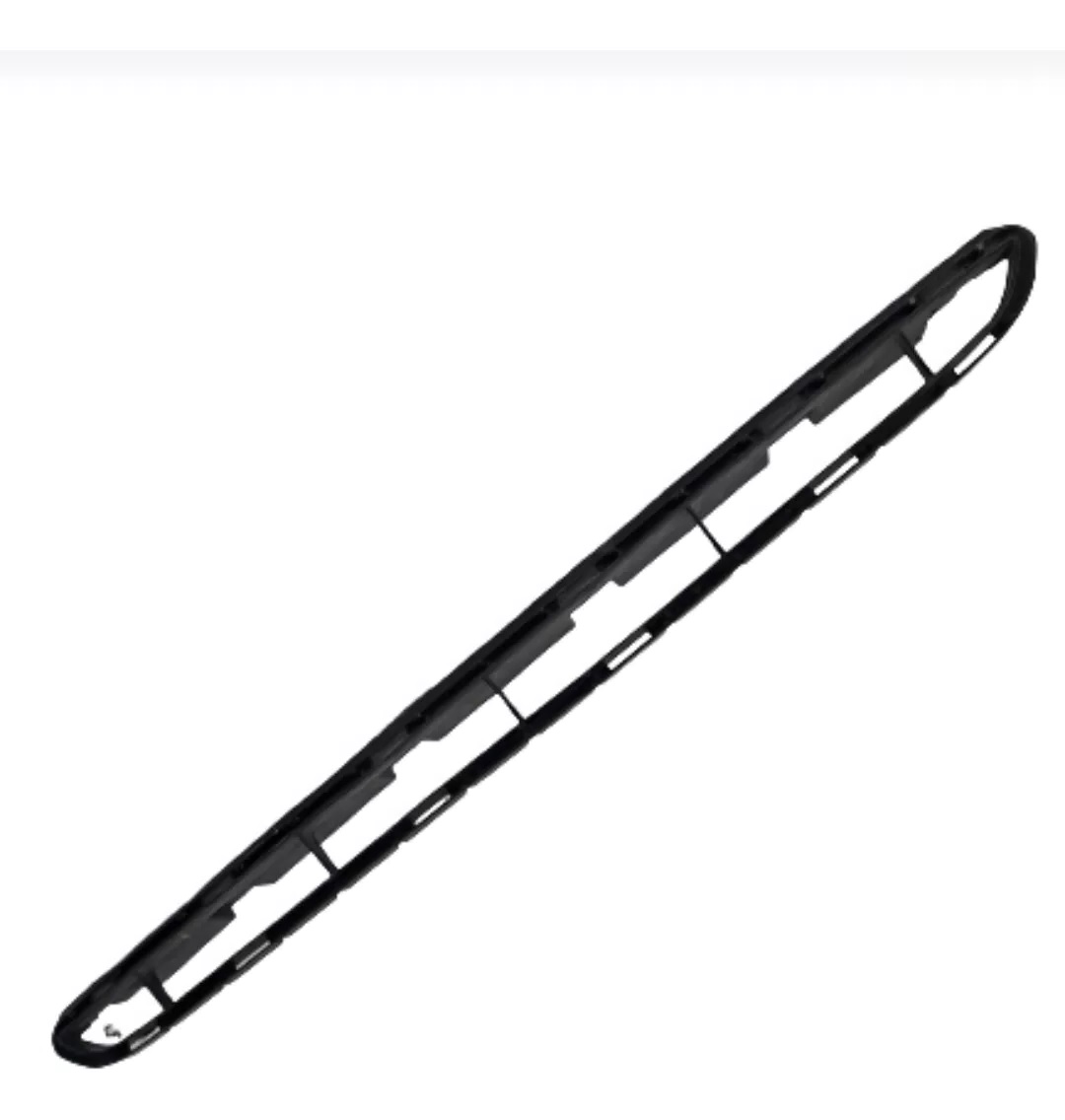 09-028-083.jpg Grilla central para Toyota Yaris 2018/2023