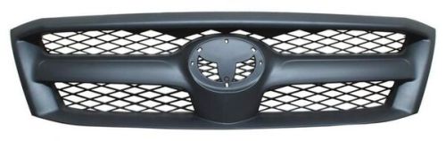 09-031-017.jpg Parrilla para Toyota Hilux 2005/2008 para pintar