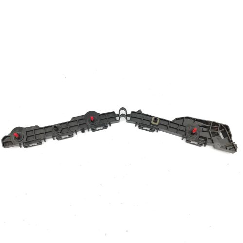 Soporte de paragolpes Toyota SW4 16/20 trasero derecho