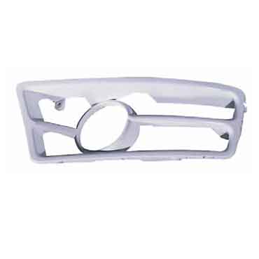 17-028-001.jpg Grilla para Mitsubishi Lancer 1998/2001 para faro auxiliar derecho