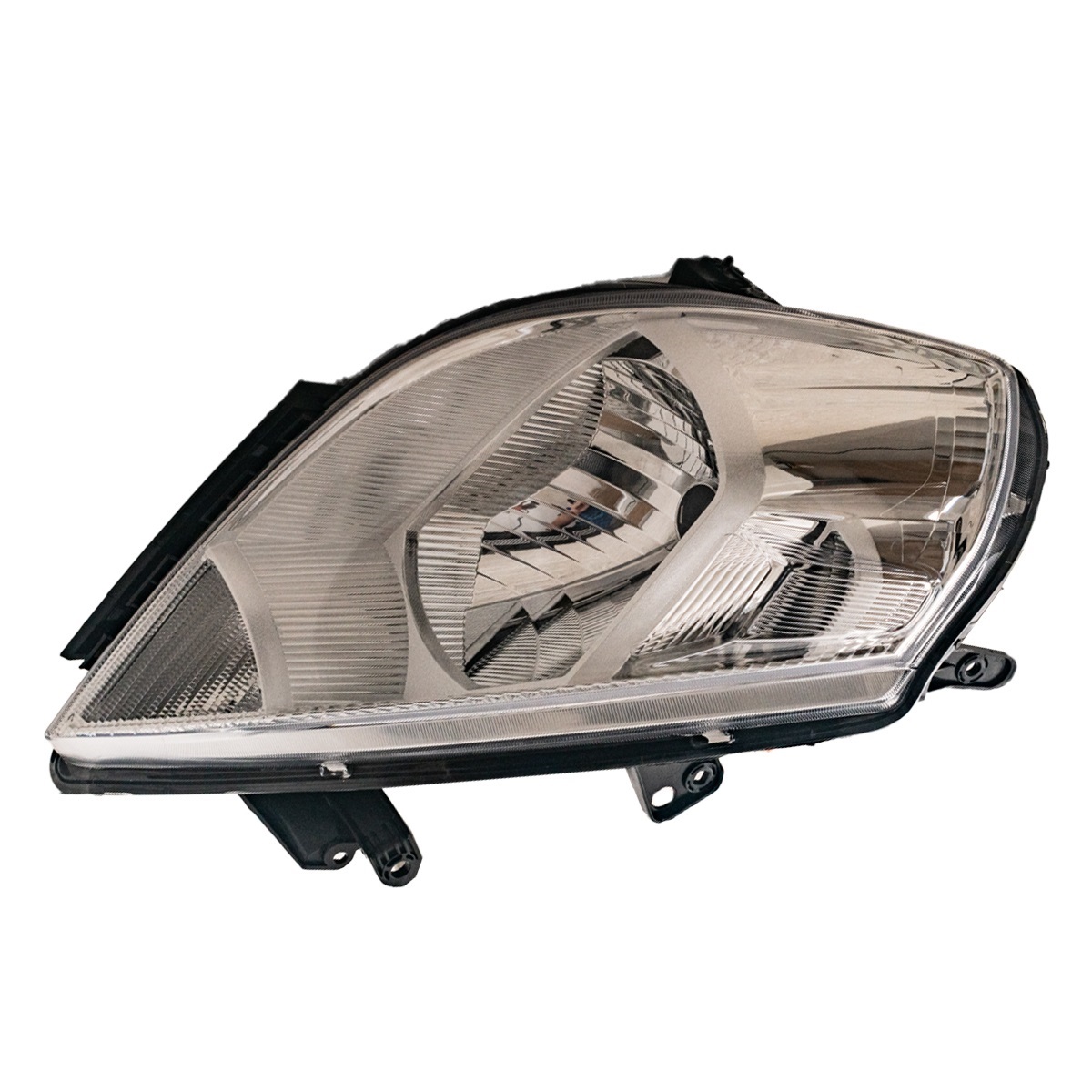 18-026-010.jpg Óptica para Nissan Tiida 2009/2015 izquierda