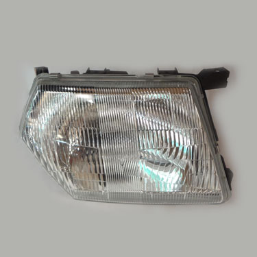 18-026-028.jpg Óptica para Nissan Patrol 1998/2001 izquierda