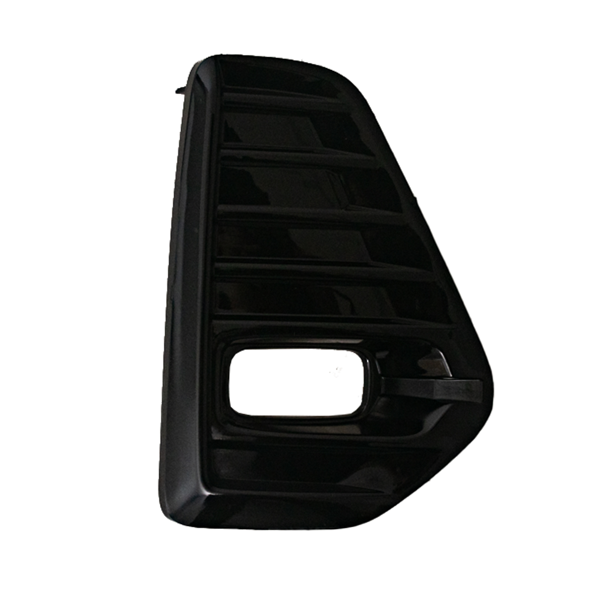 18-028-042.jpg Grilla lateral de paragolpe para Nissan Kicks 2021/2025 auxiliar derecho