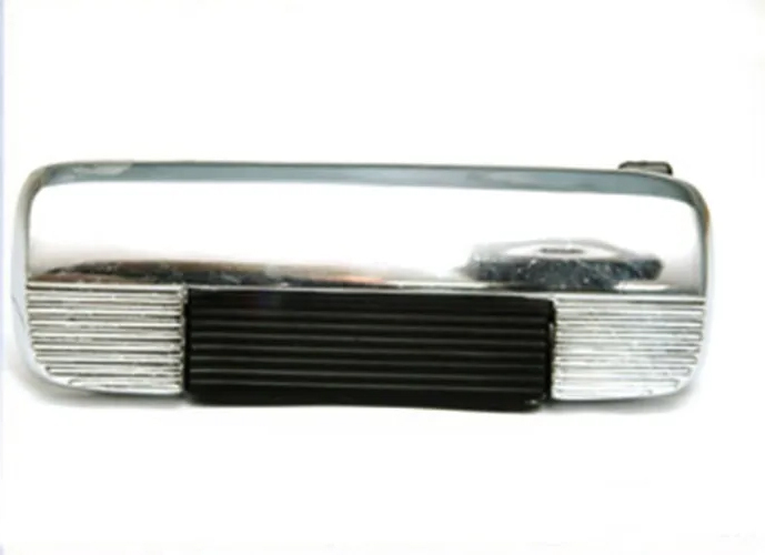 02-152-024.jpg Manija exterior para Fiat 128/Europa trasera cromada con negra izquierda