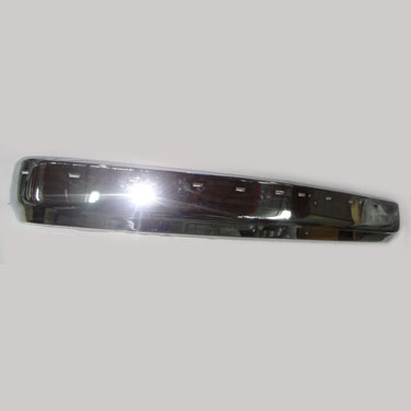 Paragolpe para Chevrolet pick-up Chev Silverado 1997/2001 Del Crom con Aguj P / Banda
