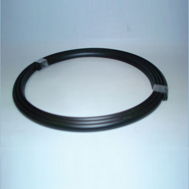 Vira de paragolpe para Peugeot 405 negra delantera