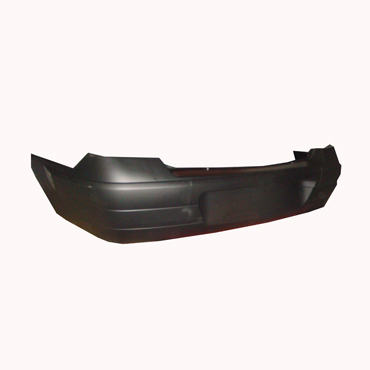 Paragolpe para Renault Clio 2004/2005 4 puertas con Banda Incorp trasero